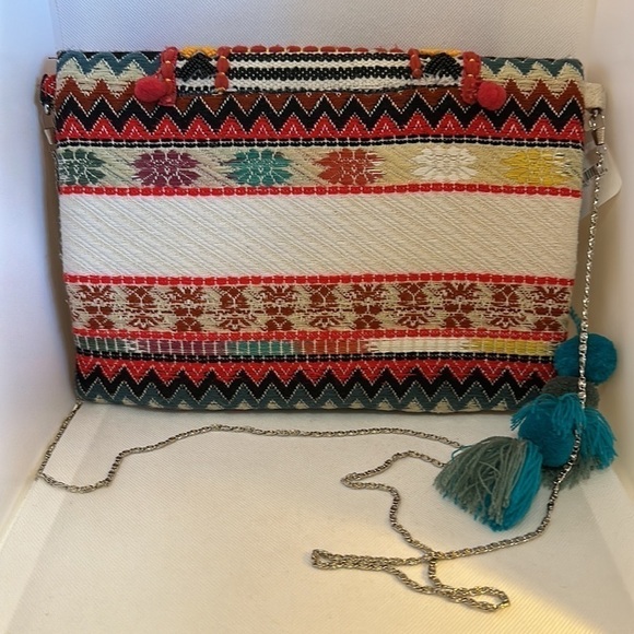 America & Beyond Beaded Embroidered Convertible Crossbody Bag - NWT - Picture 2 of 7